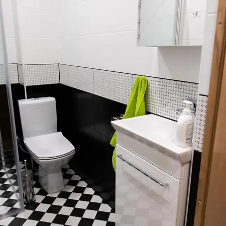 Hot Ernestines Iela 7-7 Enjoy The Feel Of And History! Апартаменти *